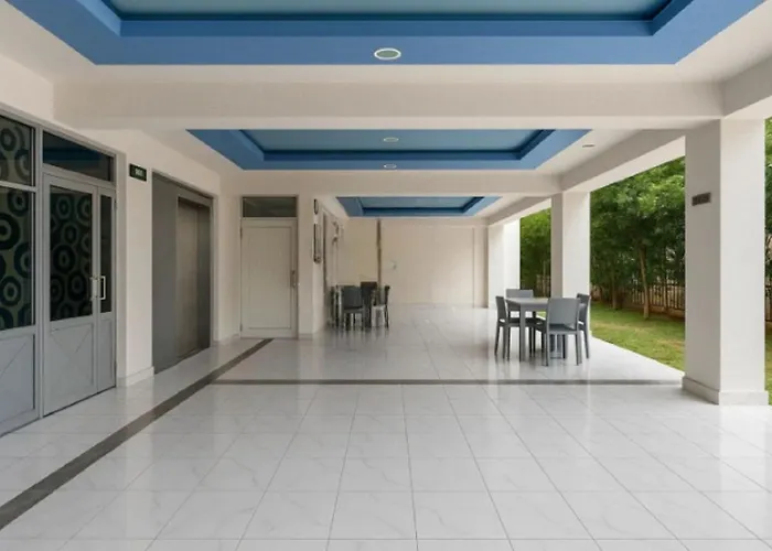 Sunny Beachside Nea Kallikrateia